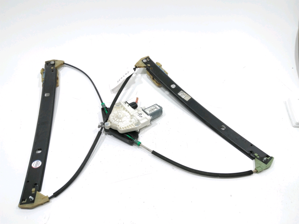 Lève-vitre électrique avant gauche