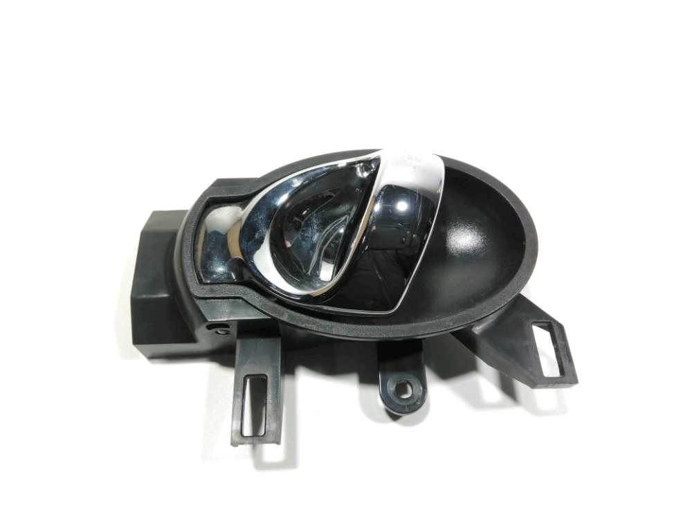 Poignee interieure porte arriere gauche