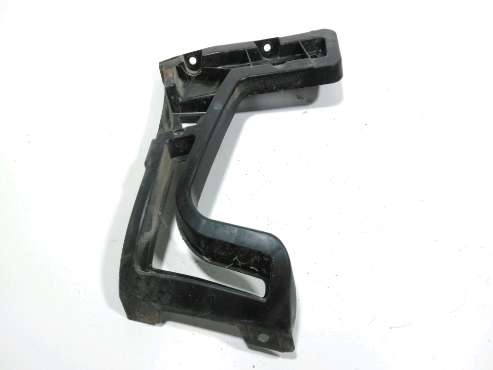 Support droit de pare-choc arrière