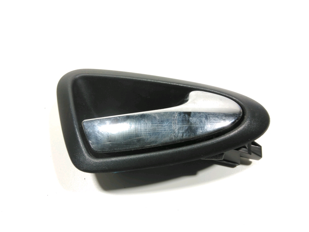 Poignee interieure porte arriere droite