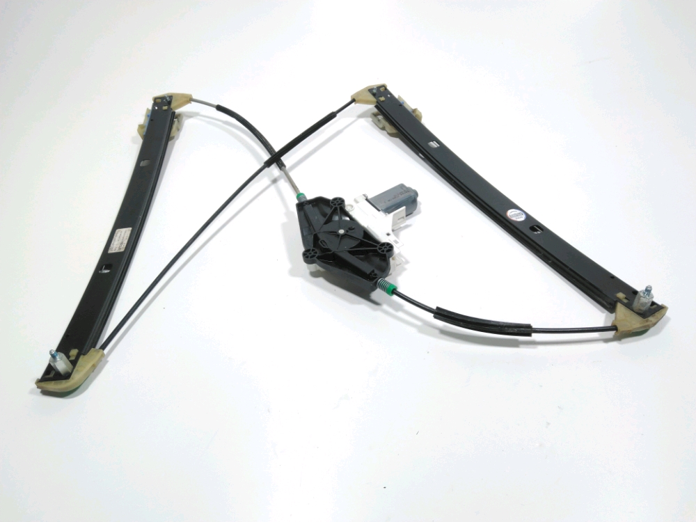 Lève-vitre électrique avant gauche