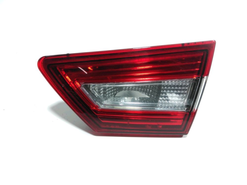 Feu arrière intérieur droit