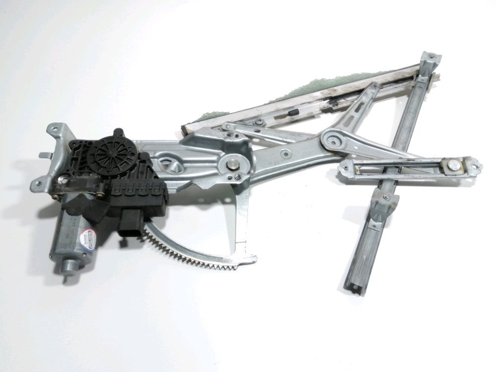 Lève-vitre électrique avant droit