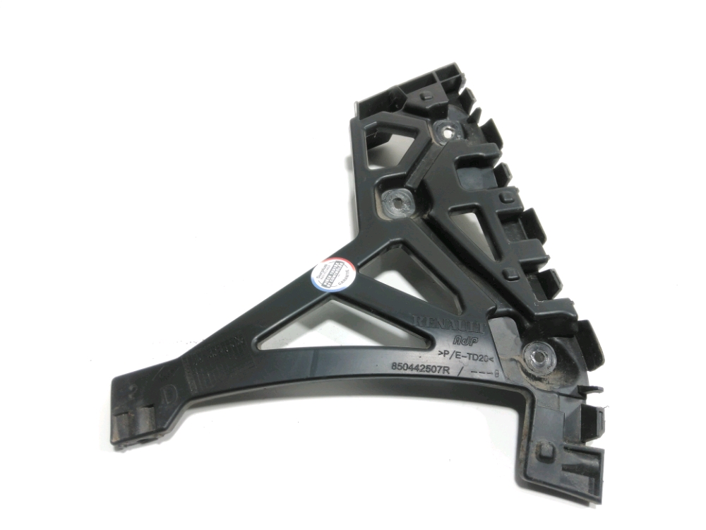 Support droit de pare-choc arrière