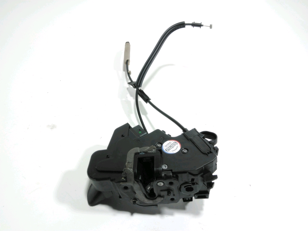 Serrure de porte avant gauche