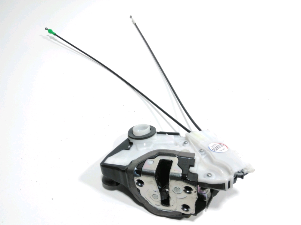 Serrure de porte avant gauche