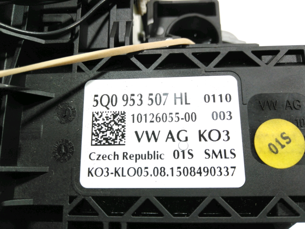 COMMANDE SOUS-VOLANT