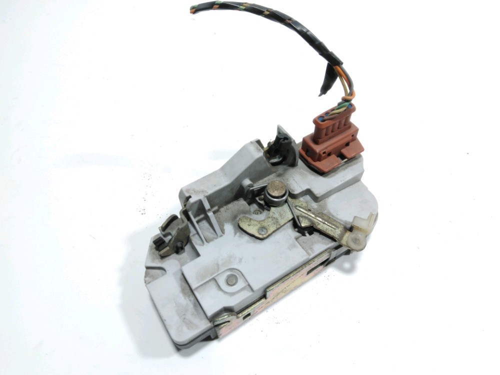 Serrure de porte arrière gauche