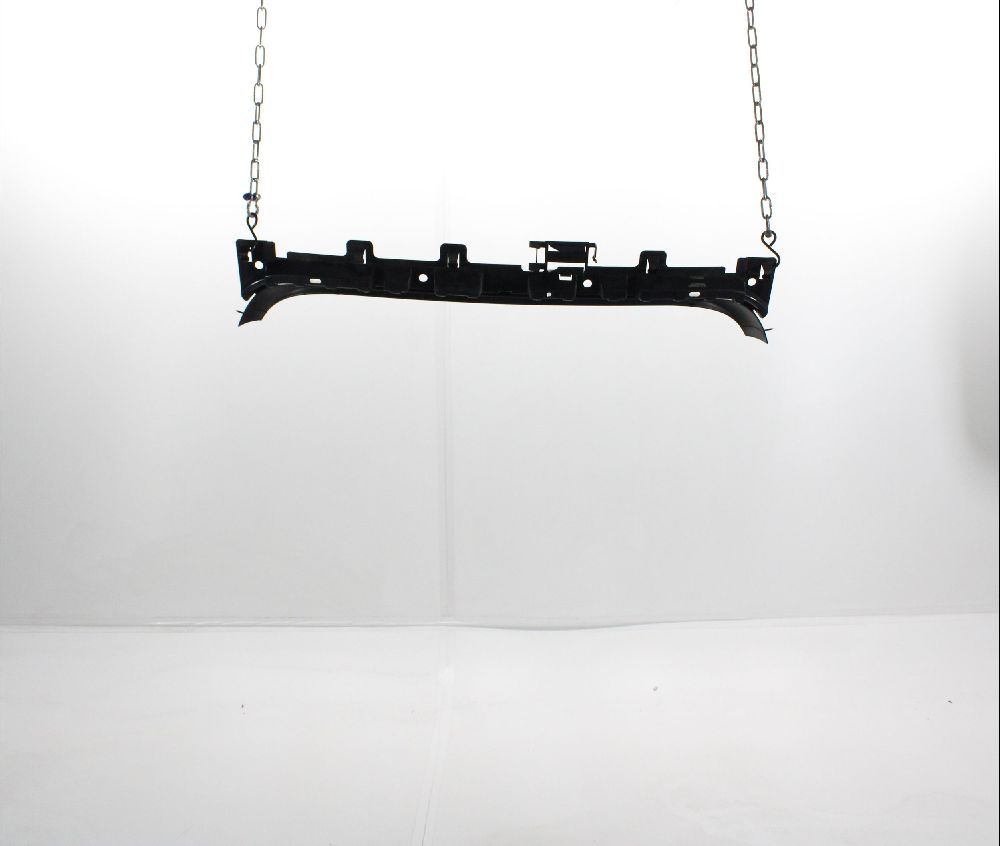 Support central de pare-choc arrière