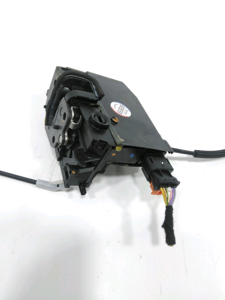 Serrure de porte arrière gauche