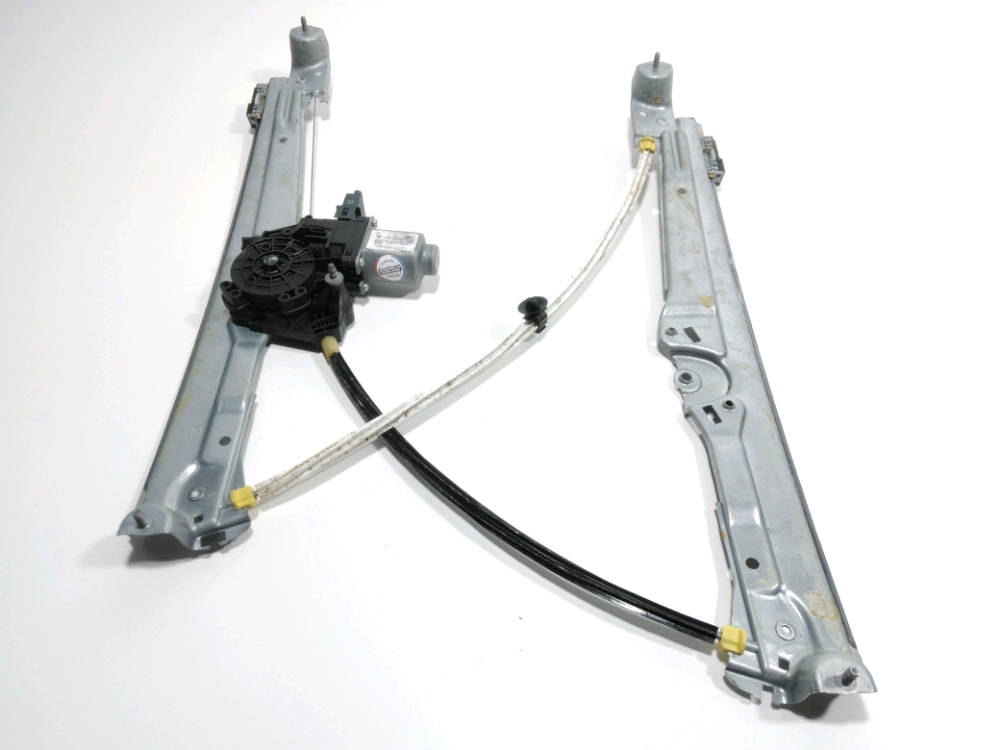 Lève-vitre électrique avant gauche