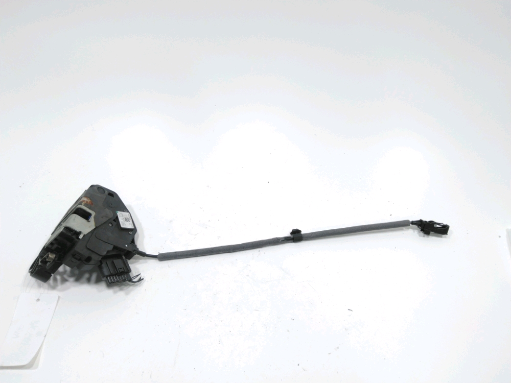 Serrure de porte avant gauche