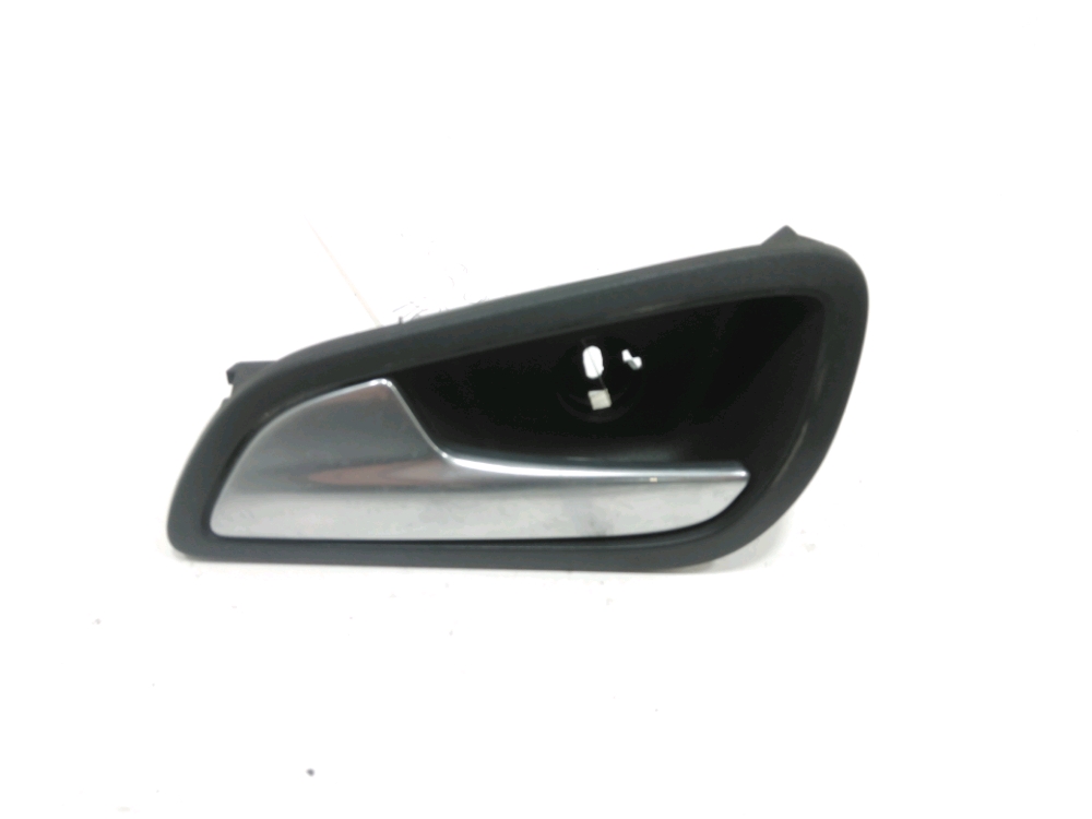 Poignee interieure porte arriere gauche