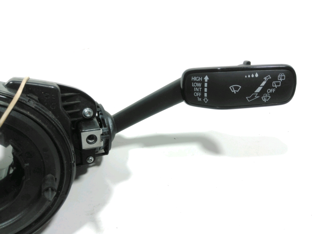 COMMANDE SOUS-VOLANT