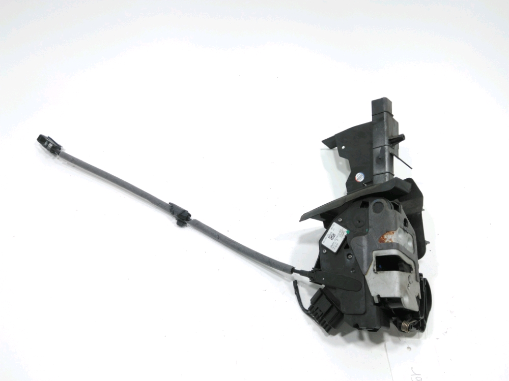 Serrure de porte avant droite