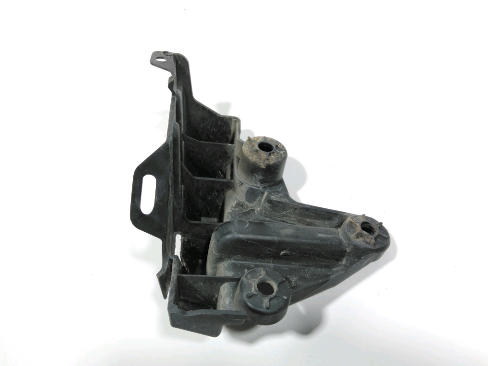 Support gauche de pare-choc arrière