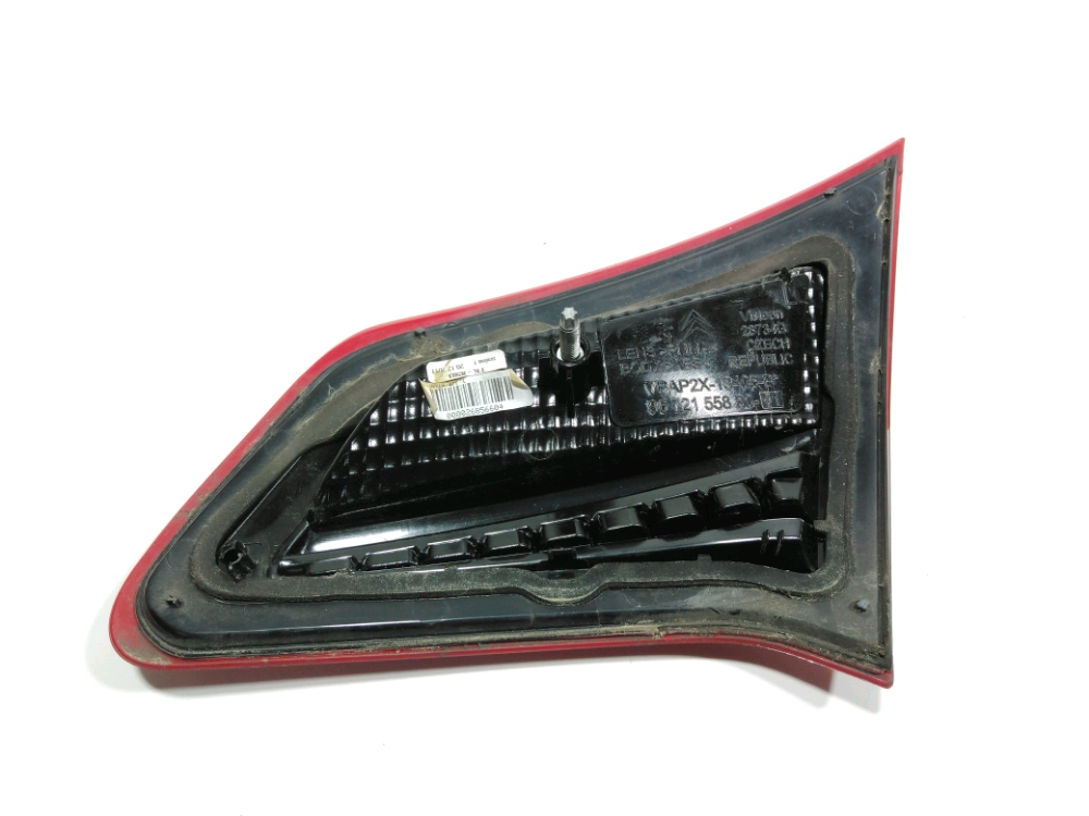 Feu arrière intérieur gauche