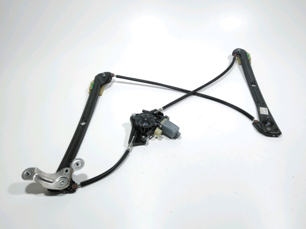 Lève-vitre électrique avant droit