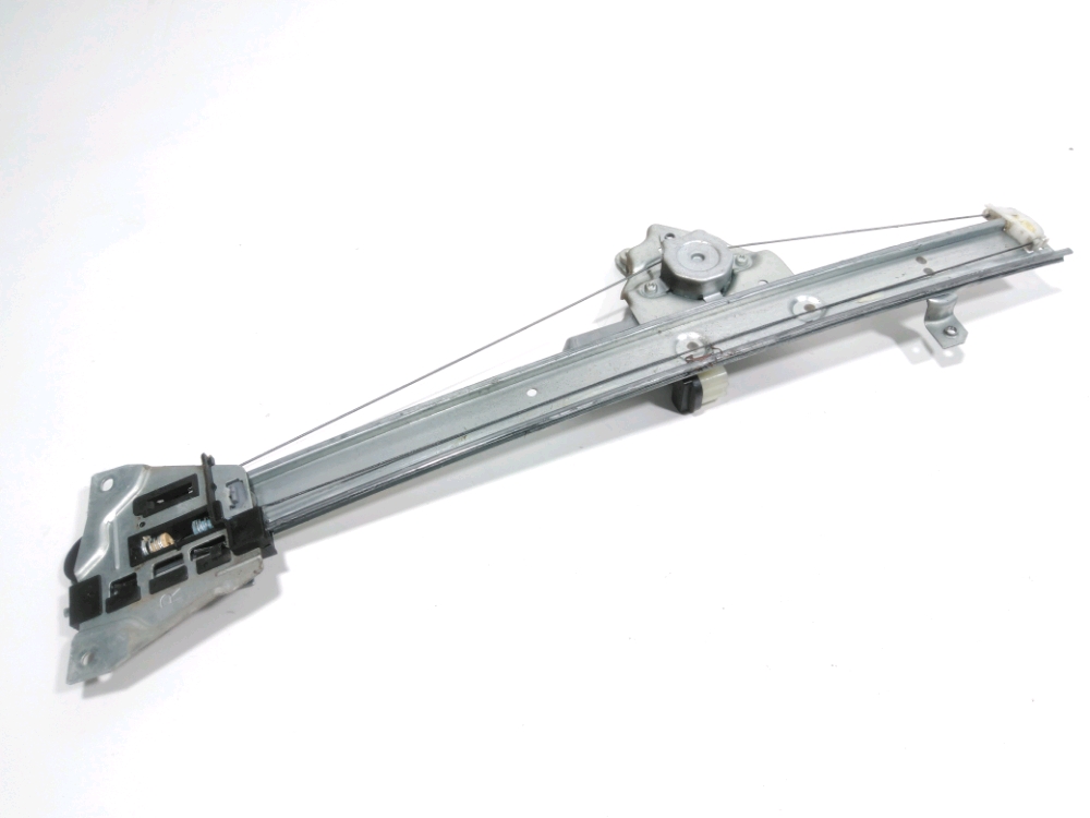 Leve-vitre electrique avant droit