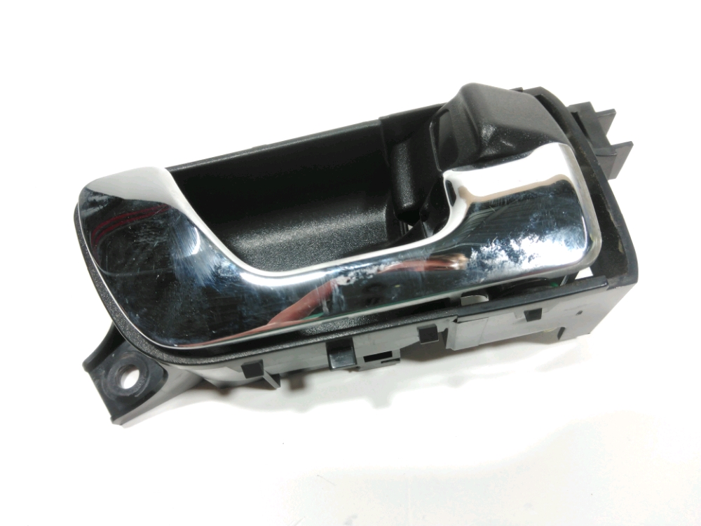 Poignee interieure porte avant droite