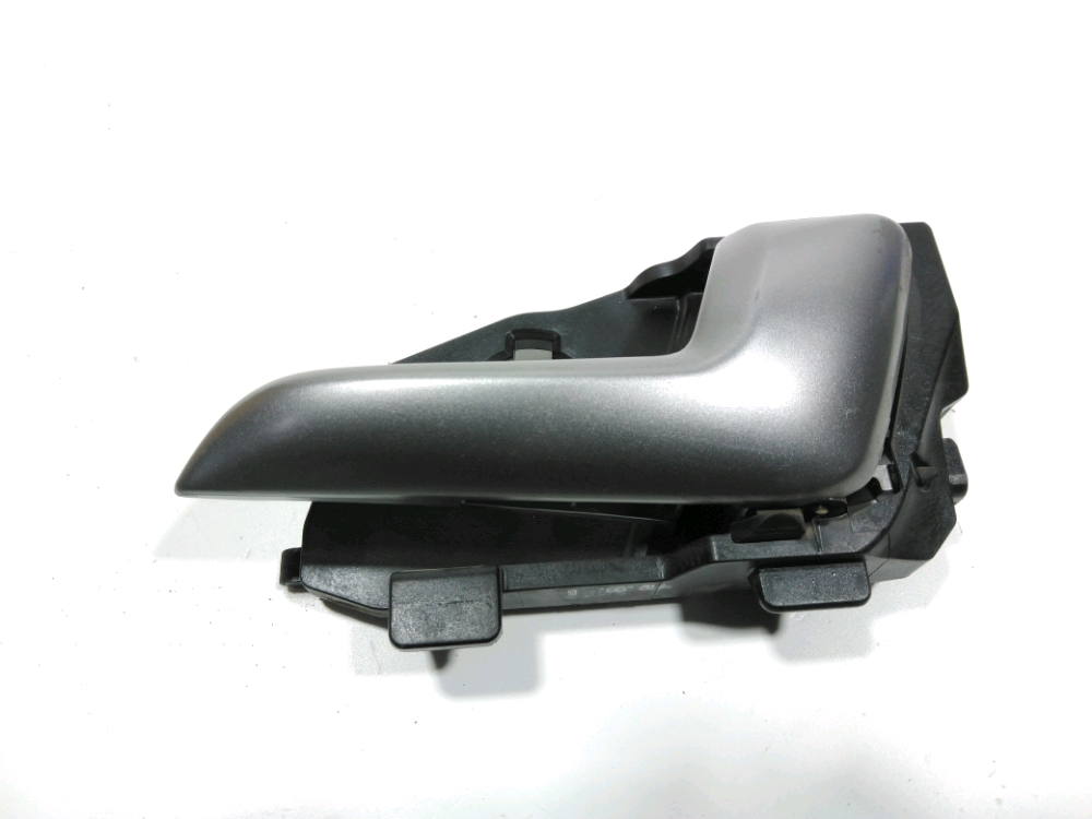 Poignee interieure porte arriere droite