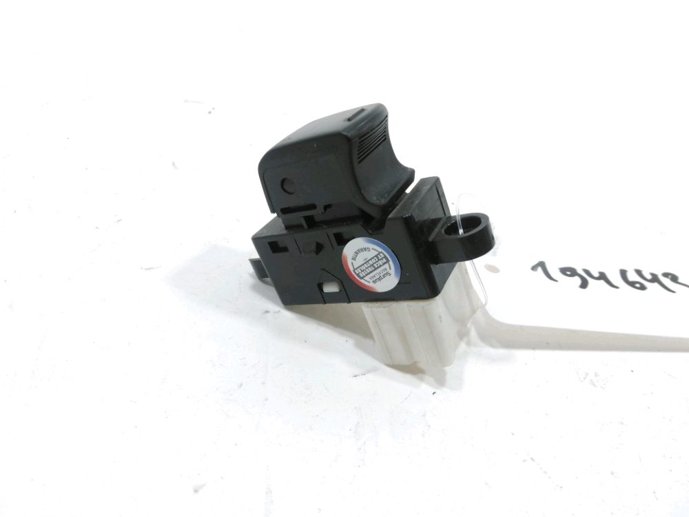 Commande lève-vitre avant droit