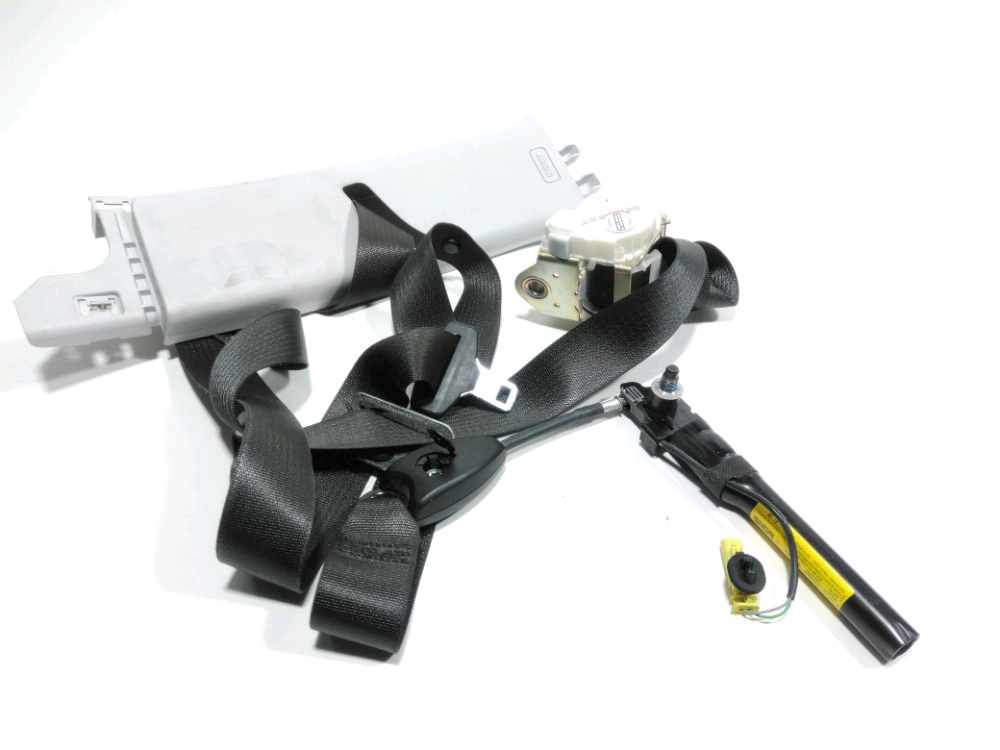 Ceinture avant gauche