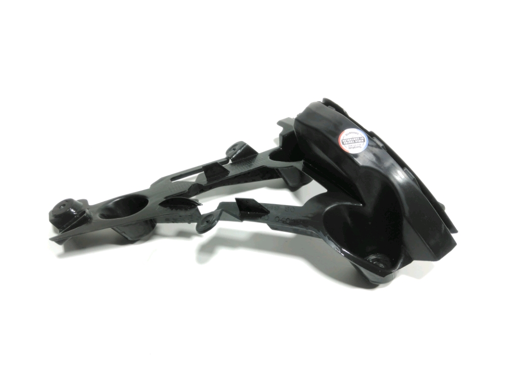 Support droit de pare-choc arrière