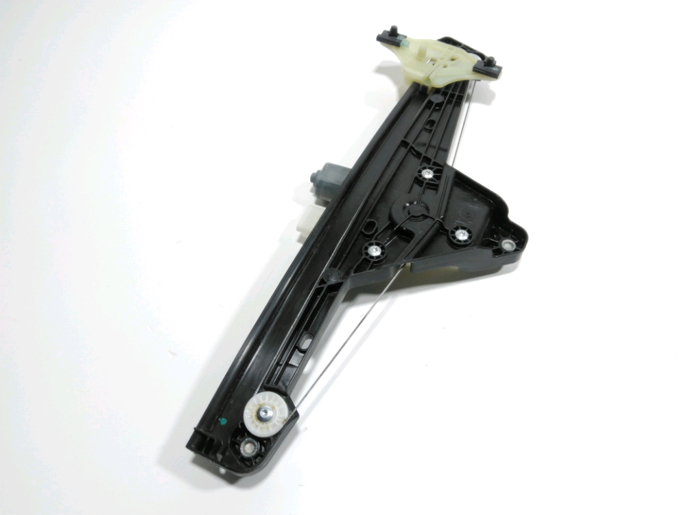 Lève-vitre électrique avant droit