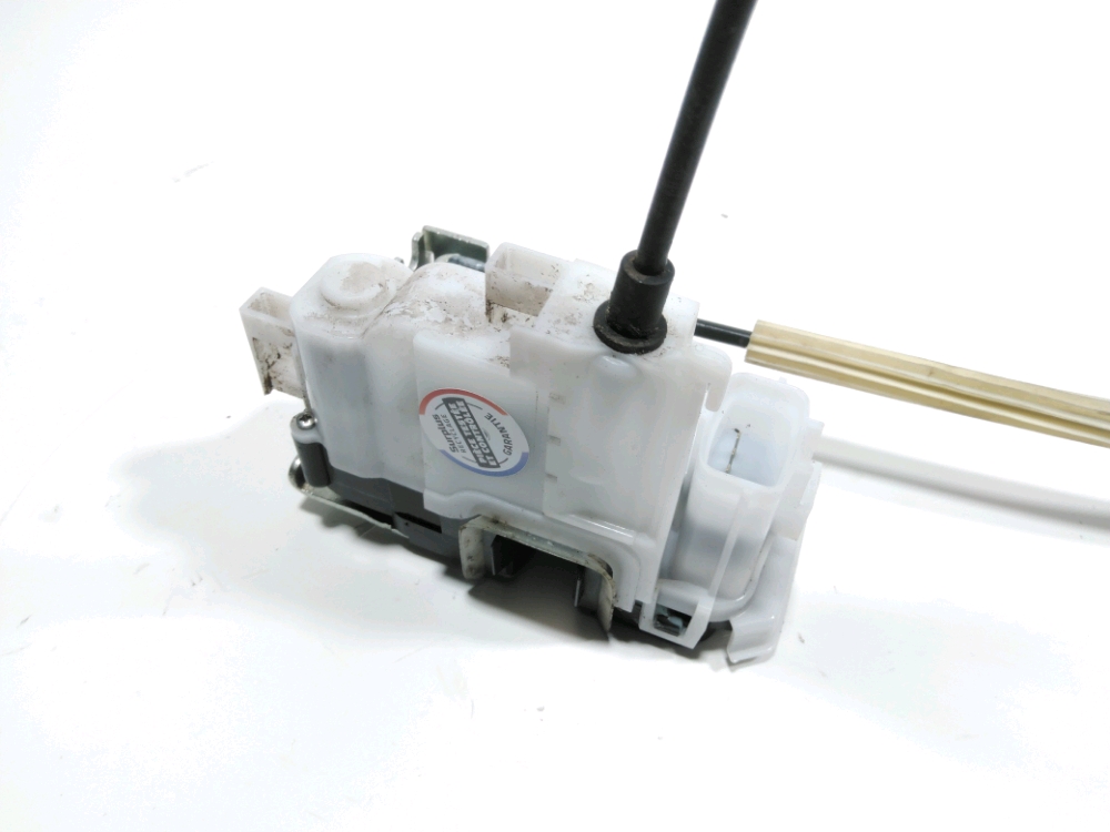 Serrure de porte arrière droite