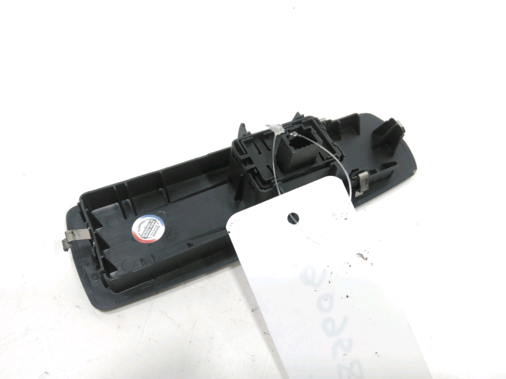 Commande lève-vitre avant droit