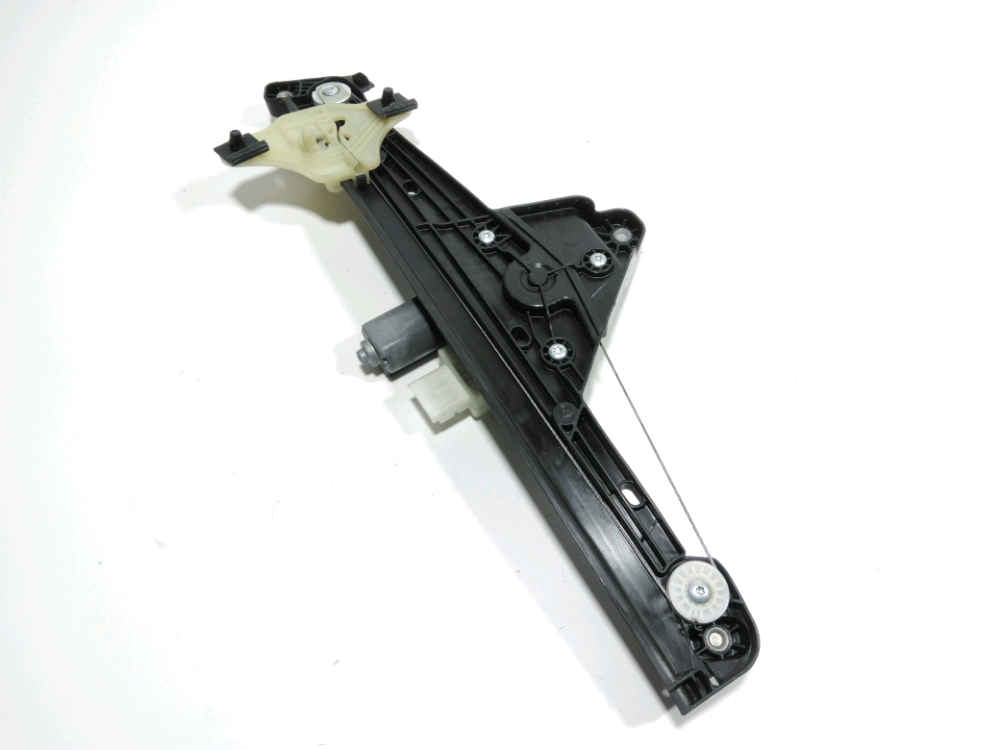 Lève-vitre électrique avant droit