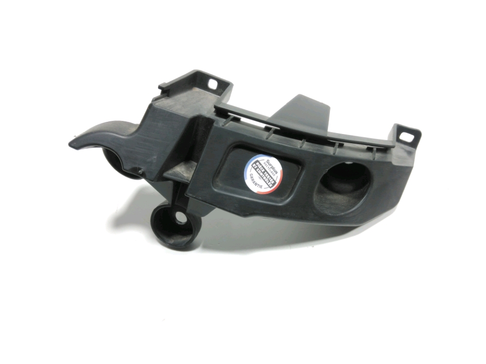 Support droit de pare-choc arrière