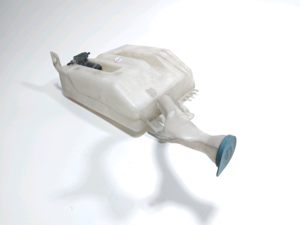Réservoir de lave glace avant