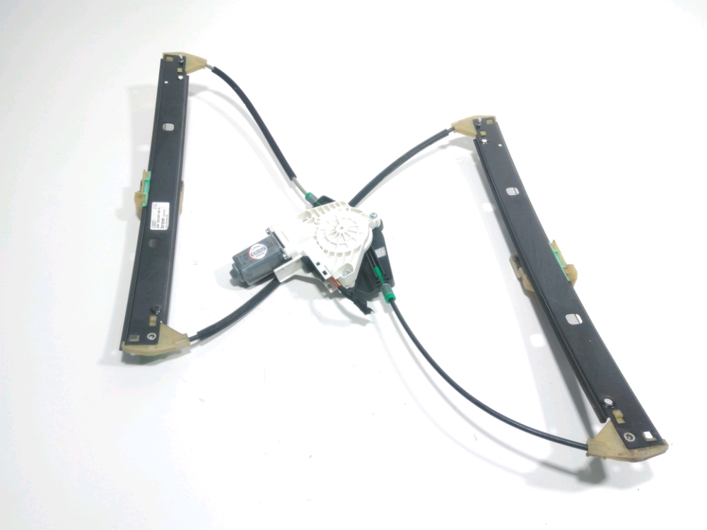 Lève-vitre électrique avant gauche