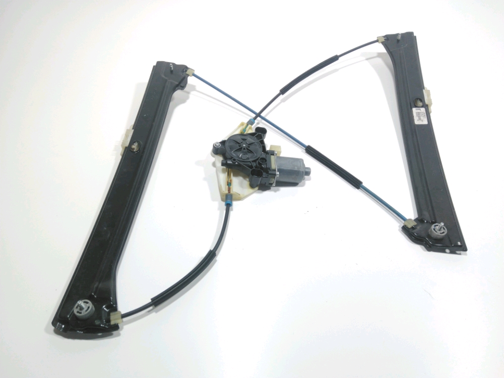 Lève-vitre électrique avant droit