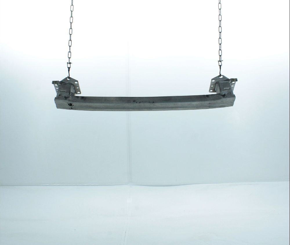 Renfort pare-choc avant