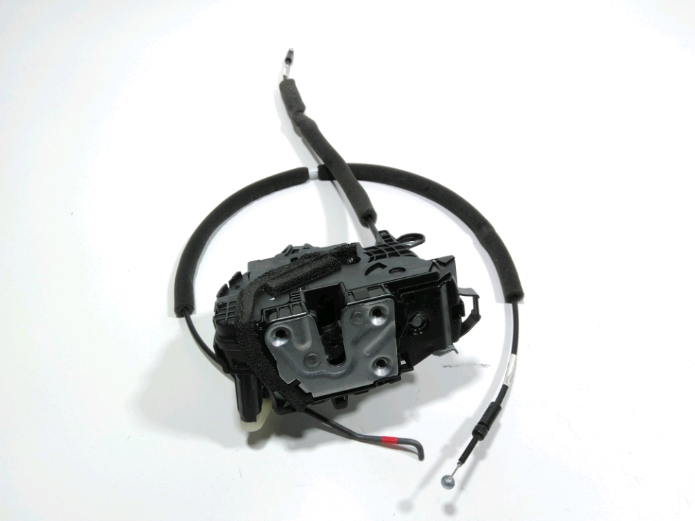 Serrure de porte avant gauche