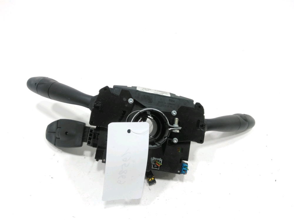 COMMANDE SOUS-VOLANT