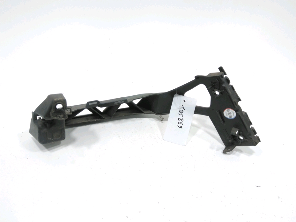 Support gauche de pare-choc arrière