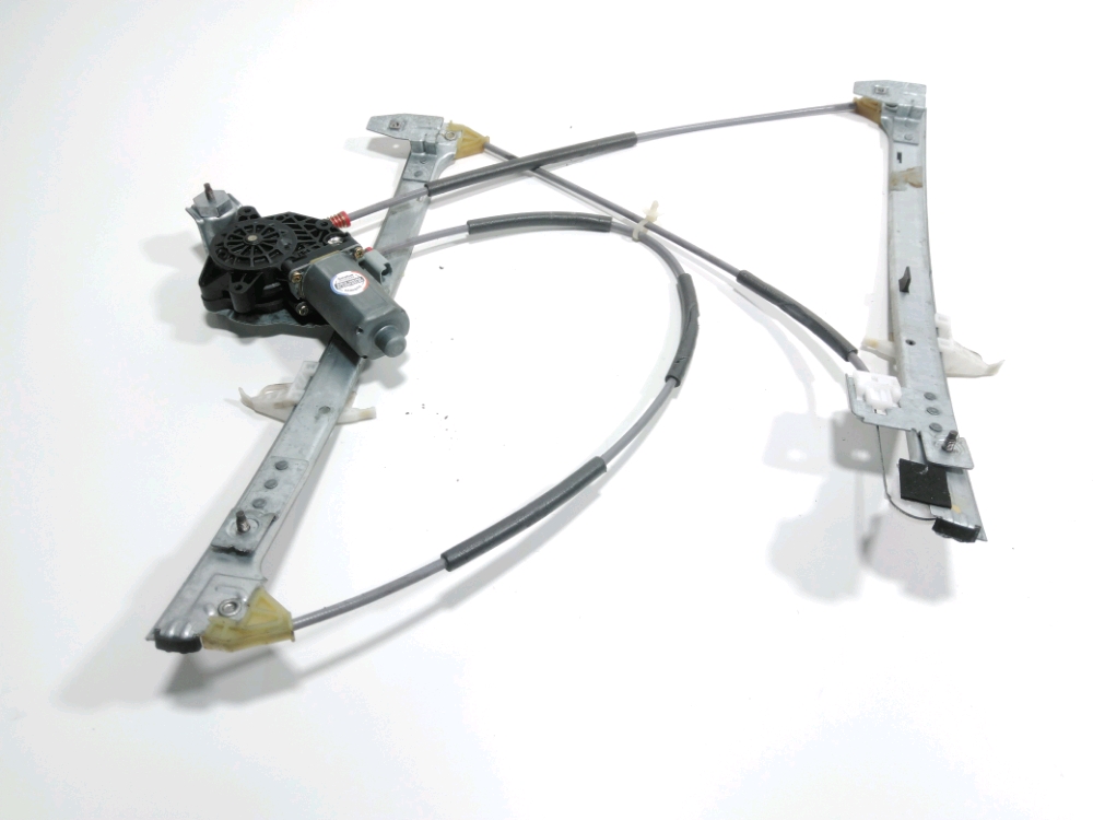 Lève-vitre électrique avant droit