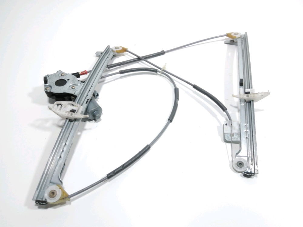 Lève-vitre électrique avant gauche