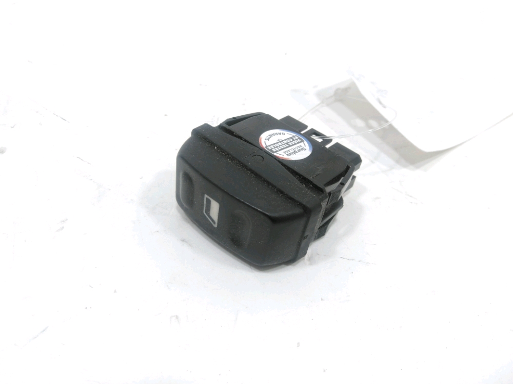 Commande lève-vitre avant droit