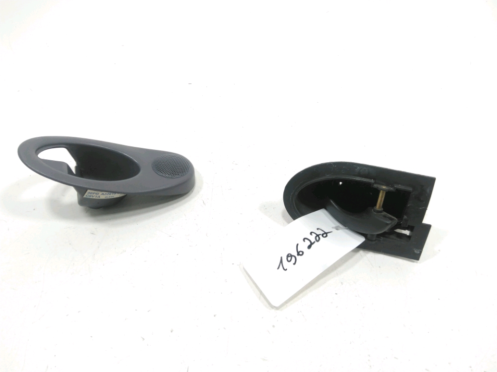 Poignée intérieure porte avant droite