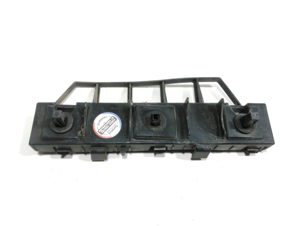 Support gauche de pare-choc arriere