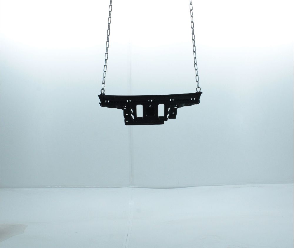 Support central de pare-choc arrière