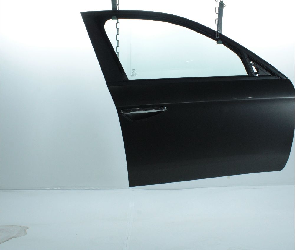 Porte avant droite