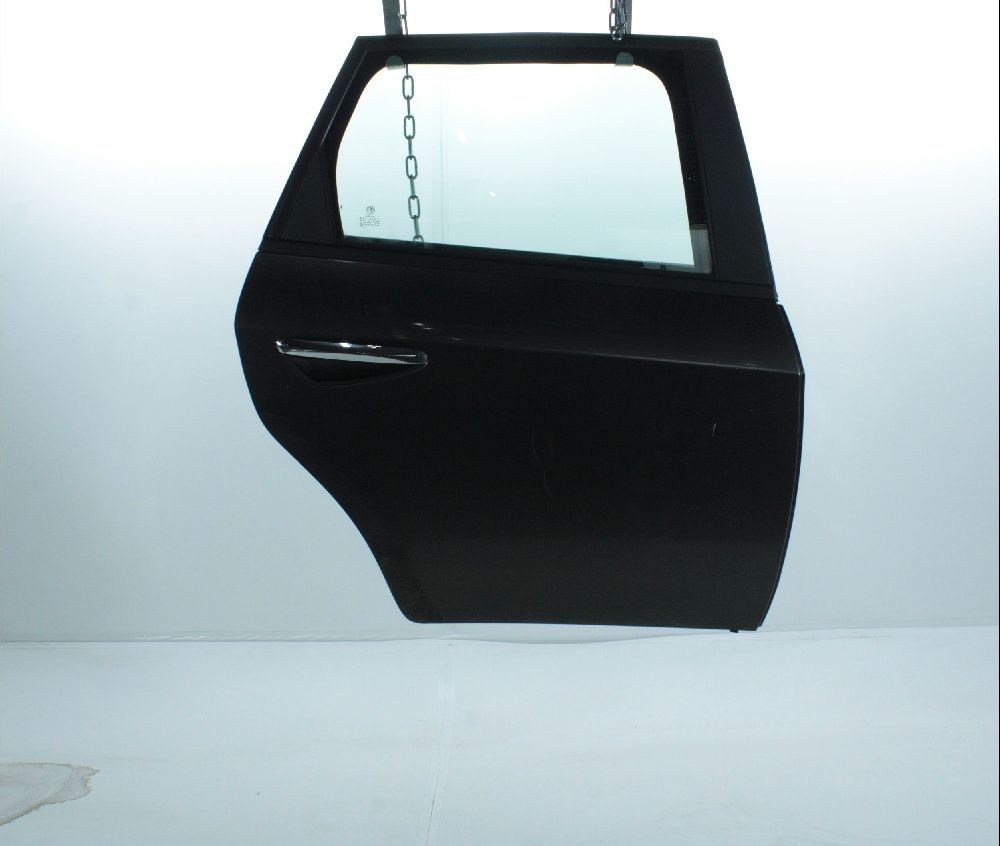 Porte arrière droite
