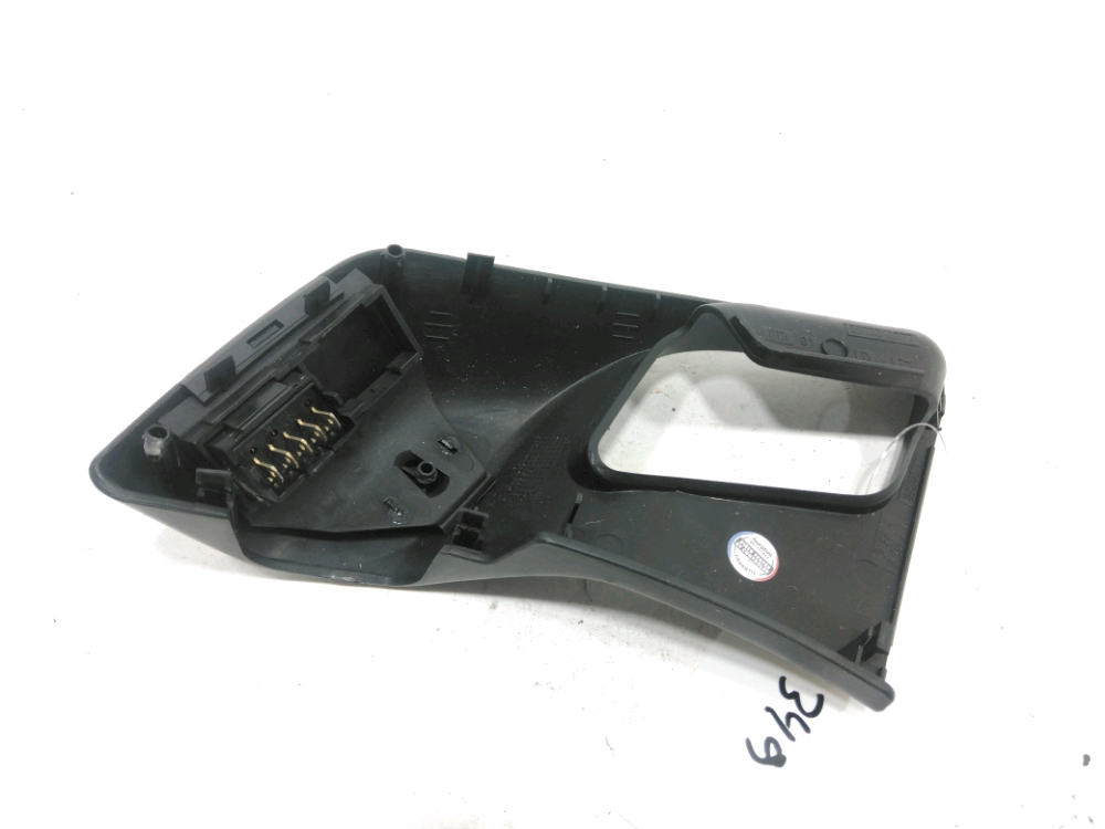 Commande lève-vitre avant droit