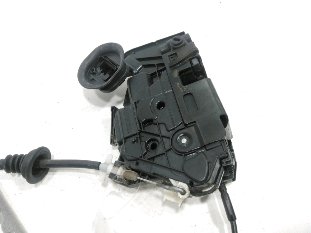 Serrure de porte arrière droite